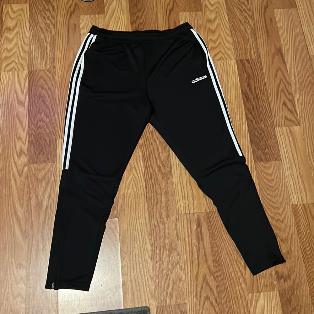 Adidas Serano 19